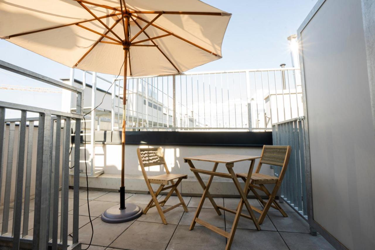 Orestaliving - Penthouse In 2Nd District With View Viena Exterior foto